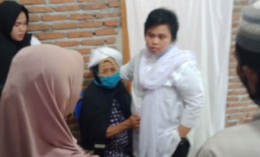 Calon Milenial AMA Sambangi Duka Di Desa Bai dan Nuangan Calon Milenial AMA Sambangi Duka Di Desa Bai dan Nuangan