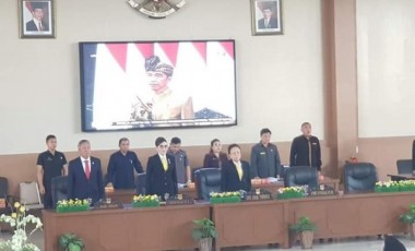 Paripurna Istimewa DPRD Minsel Mendengar Pidato Kenegaraan Paripurna Istimewa DPRD Minsel Mendengar Pidato Kenegaraan