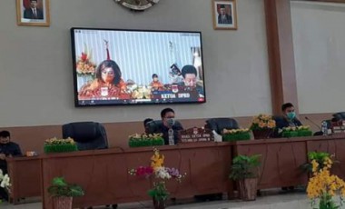 Pertama Kalinya DPRD Minsel Gelar Paripurna Penyampaian LKPJ 2019 Melalui Vicon Pertama Kalinya DPRD Minsel Gelar Paripurna Penyampaian LKPJ 2019 Melalui Vicon
