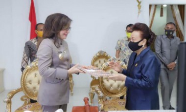 Melalui Vicon DPRD Minsel Gelar Paripurna Penetapan Ranperda LPJ APBD TA 2019 Melalui Vicon DPRD Minsel Gelar Paripurna Penetapan Ranperda LPJ APBD TA 2019