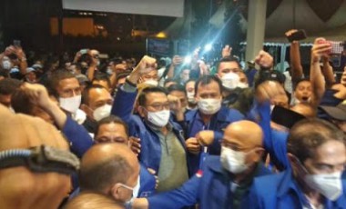 Menurut Praktisi Hukum, Rangkap Jabatan Moeldoko Sebagai KSP Dan Ketum Partai Demokrat Dinilai Tak Masalah Menurut Praktisi Hukum, Rangkap Jabatan Moeldoko Sebagai KSP Dan Ketum Partai Demokrat Dinilai Tak Masalah