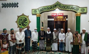 MPTT-I Manado Lakukan Silahturahmi Sekaligus Dzikir Bersama Di Masjid AT-Taqwa Bitung MPTT-I Manado Lakukan Silahturahmi Sekaligus Dzikir Bersama Di Masjid AT-Taqwa Bitung