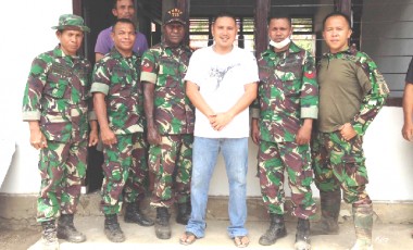 Libatkan TNI-Polri, Kepala Desa Vanly Pongulu Gagas Forum Tiga Pilar Libatkan TNI-Polri, Kepala Desa Vanly Pongulu Gagas Forum Tiga Pilar
