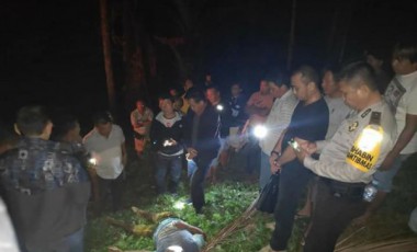 Petani Asal Pakuure Ditemukan Tak Bernyawa Diperkebunan Rewo Kecamatan Tenga. Petani Asal Pakuure Ditemukan Tak Bernyawa Diperkebunan Rewo Kecamatan Tenga.