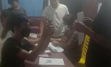35 KPM Desa Popareng Terima Dana BLT Bulan Pertama 35 KPM Desa Popareng Terima Dana BLT Bulan Pertama