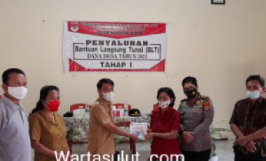 Pemdes Kapoya Satu Salurkan BLT kepada 116 KPM. Rarung : Manfaatkan Dana Ini Untuk Kebutuhan Keluarga Pemdes Kapoya Satu Salurkan BLT kepada 116 KPM. Rarung : Manfaatkan Dana Ini Untuk Kebutuhan Keluarga