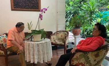 Ai Mangindaan: Sampai Saat Ini Papa Dalam Kondisi Normal dan Sehat Ai Mangindaan: Sampai Saat Ini Papa Dalam Kondisi Normal dan Sehat