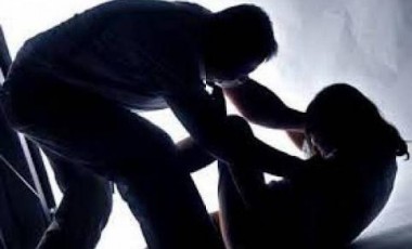 Pegang Kemaluan Gadis 16 Tahun Saat Tidur, HM Dipolisikan Pegang Kemaluan Gadis 16 Tahun Saat Tidur, HM Dipolisikan