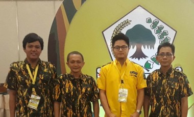 Adrian Utusan Sulut Masuk Jajaran Pengurus AMPG Pusat Adrian Utusan Sulut Masuk Jajaran Pengurus AMPG Pusat